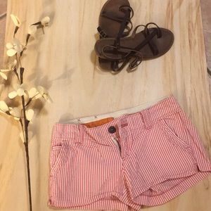 Pink seersucker shorts 🌸